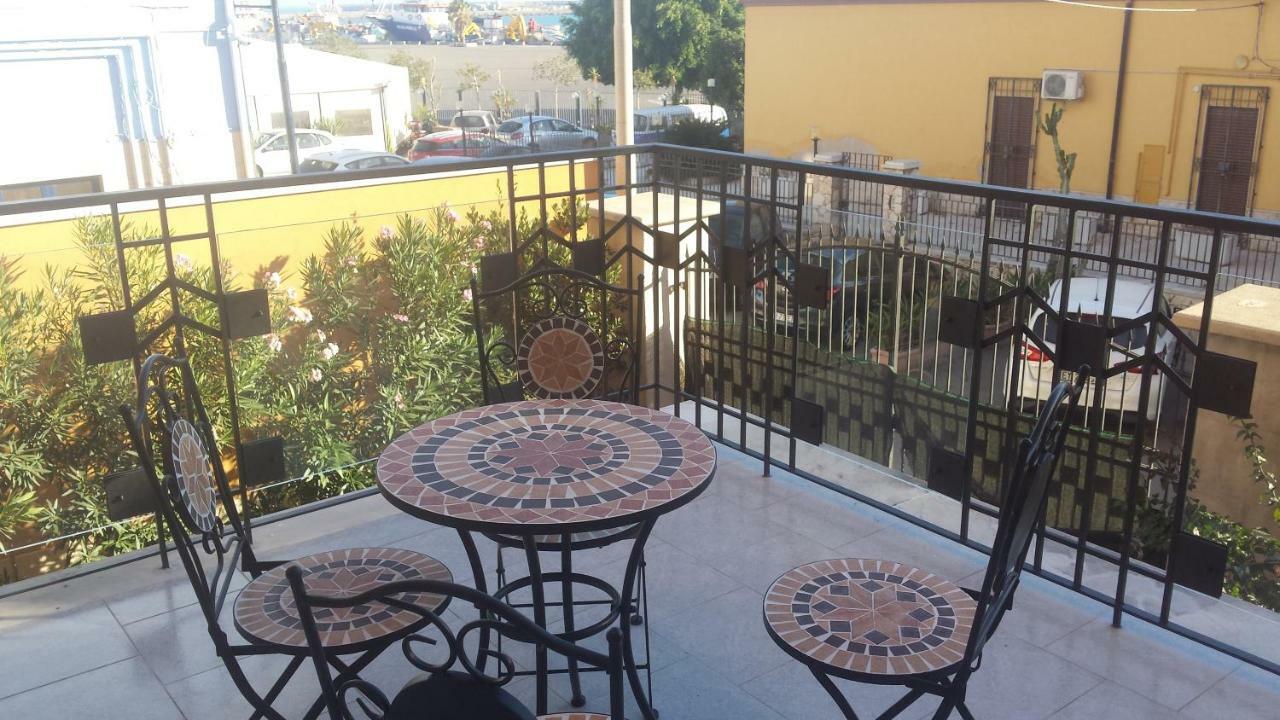 ליקאטה Casa Vacanze Liberty מראה חיצוני תמונה