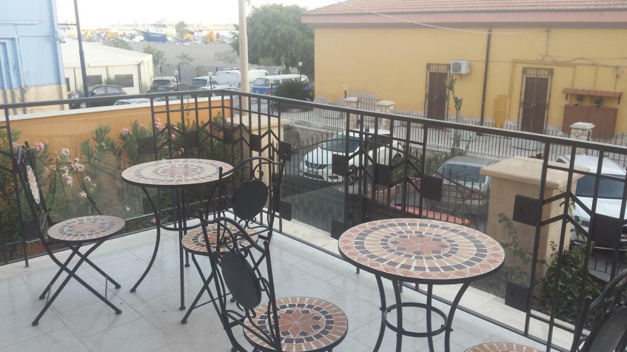 ליקאטה Casa Vacanze Liberty מראה חיצוני תמונה
