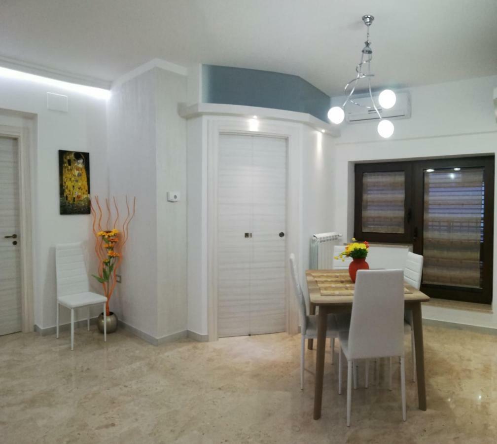 ליקאטה Casa Vacanze Liberty מראה חיצוני תמונה