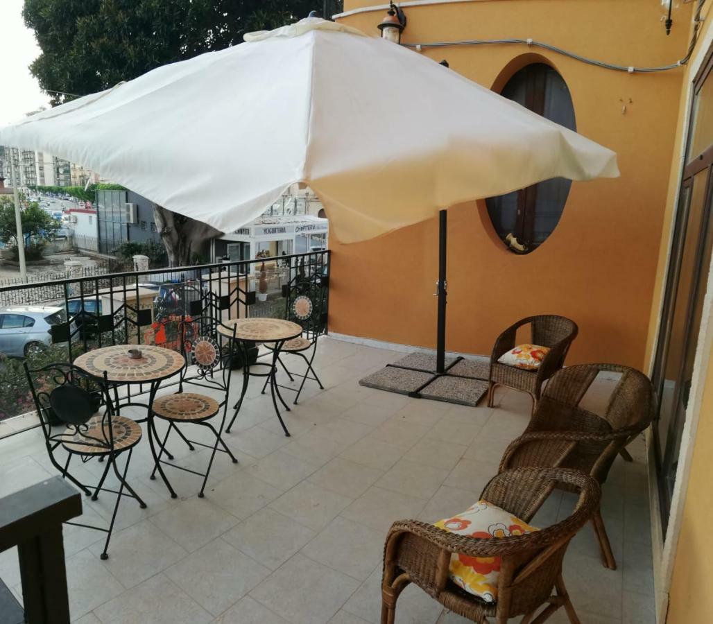 ליקאטה Casa Vacanze Liberty מראה חיצוני תמונה